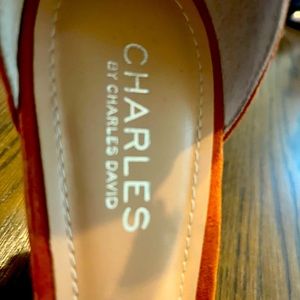 charles by charles david all leather heels; slightly worn.